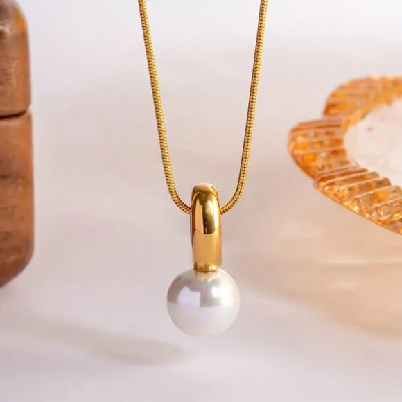 Amazon.com: Orovi 14K Gold Necklace for Women with White  14K Gold Womens Solitaire White Natural Pearl Necklace 16\